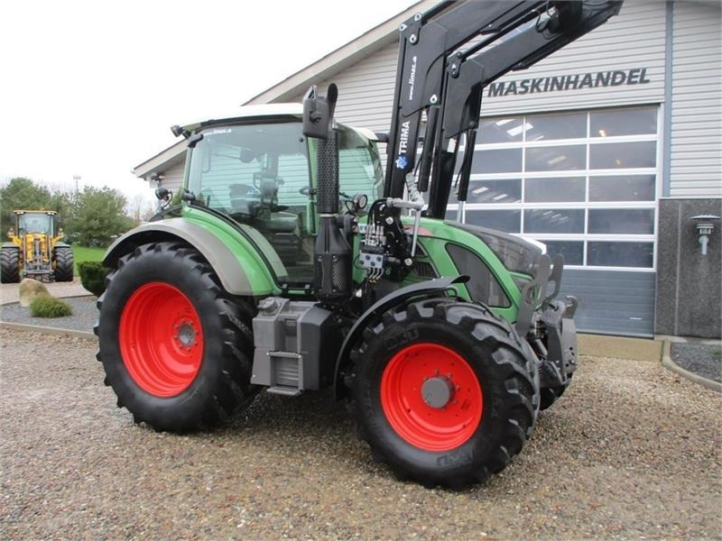 Tractor Fendt 514 Vario med frontlæsser og frontlift: foto 17