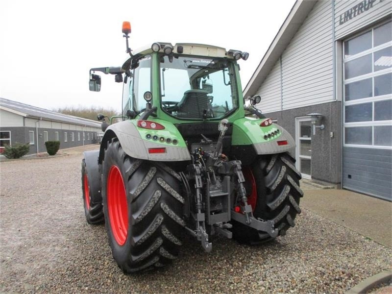 Tractor Fendt 514 Vario med frontlæsser og frontlift: foto 13