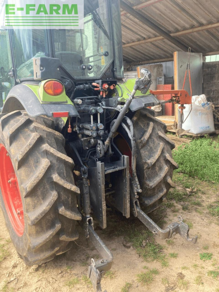 Tractor CLAAS nexos 230 ve cabine 4rm t4i VE: foto 15