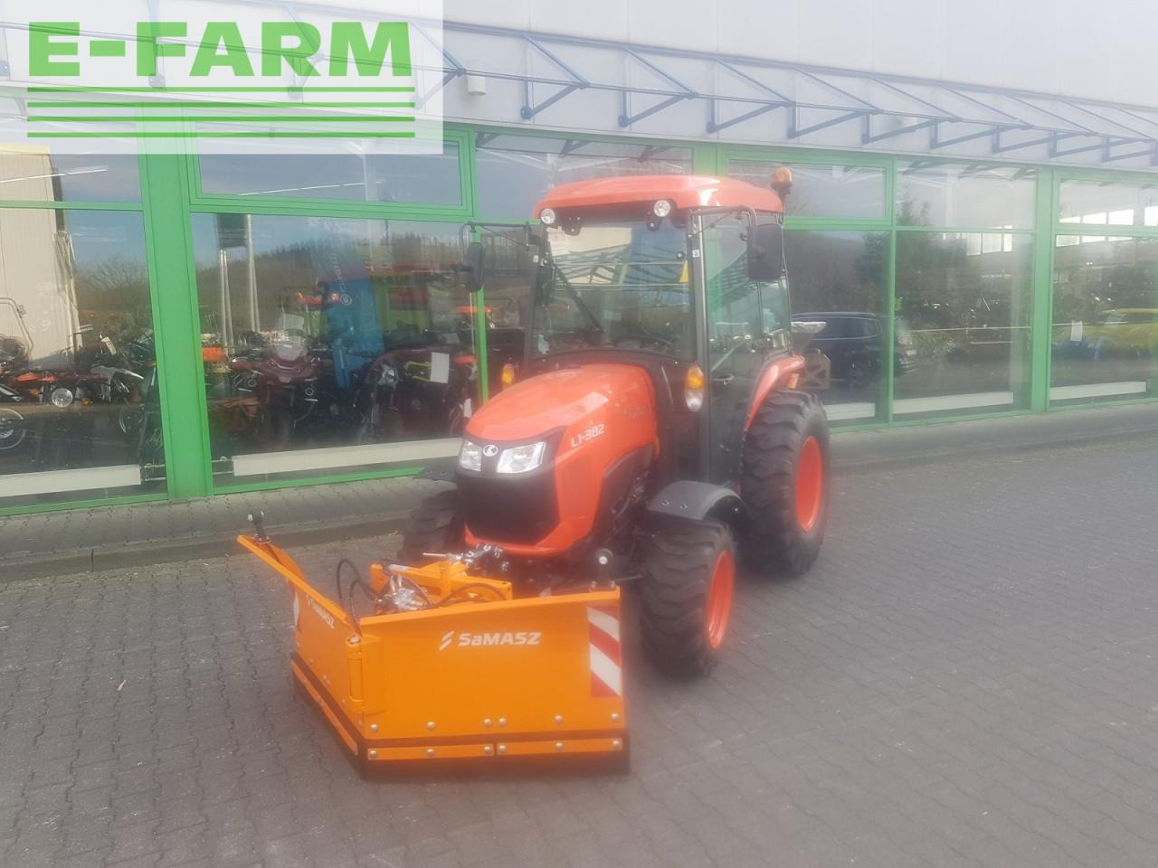 Tractor Kubota l1-382 winterdienstpaket: foto 6