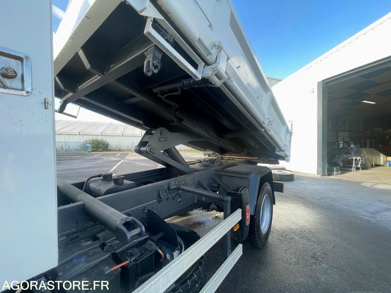 Camión IVECO EUROCARGO 140E22 - BI BENNE - 2009 - 171000KMS: foto 6