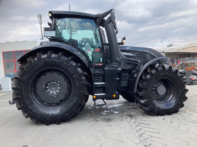 Tractor Valtra Q265: foto 14