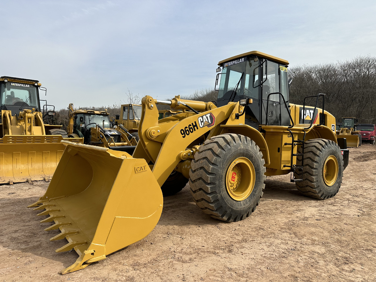 Cargadora de ruedas CATERPILLAR 966H: foto 6