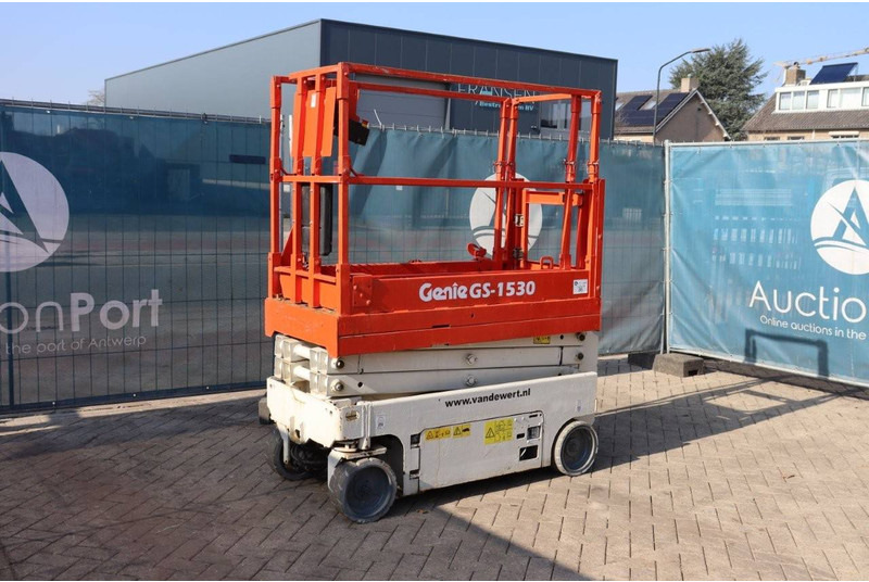 Plataforma de tijeras Genie GS1532: foto 8